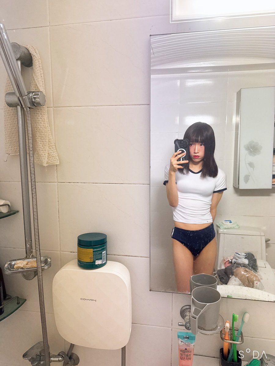 CD규리 tweet media