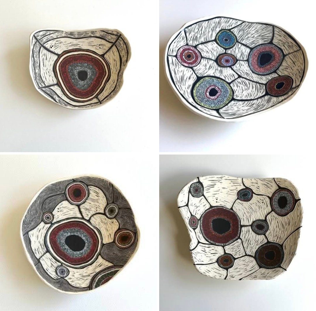 womensart1's tweet photo. Penny Evans, ceramic artist who creates works that embody her Indigenous Australian Kamilaroi/Gomeroi cultural heritage #WomensArt #AustralianArtistsWeek https://t.co/aYuMzJjDTL
