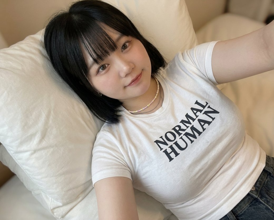 かほ tweet media