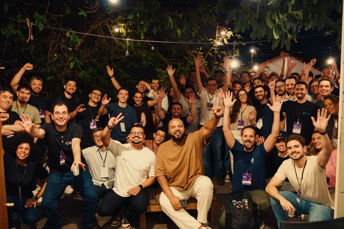 newhack_deep's tweet photo. Ontem, no Open Class, recebemos Abraão Sena: fundador da Shawee, ex-Rocketseat e hoje à frente da 4x4 Ventures.

Papo direto sobre o que realmente constrói negócios que escalam.

Toda quarta tem. E é gratuito! 👀

#NewHack #StartupsBrasil #FounderLife #Ecossistema https://t.co/ArIQy3IaBS