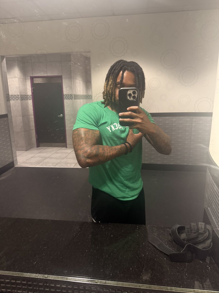 Outthewayjay44's tweet photo. https://t.co/GugcygtAb5