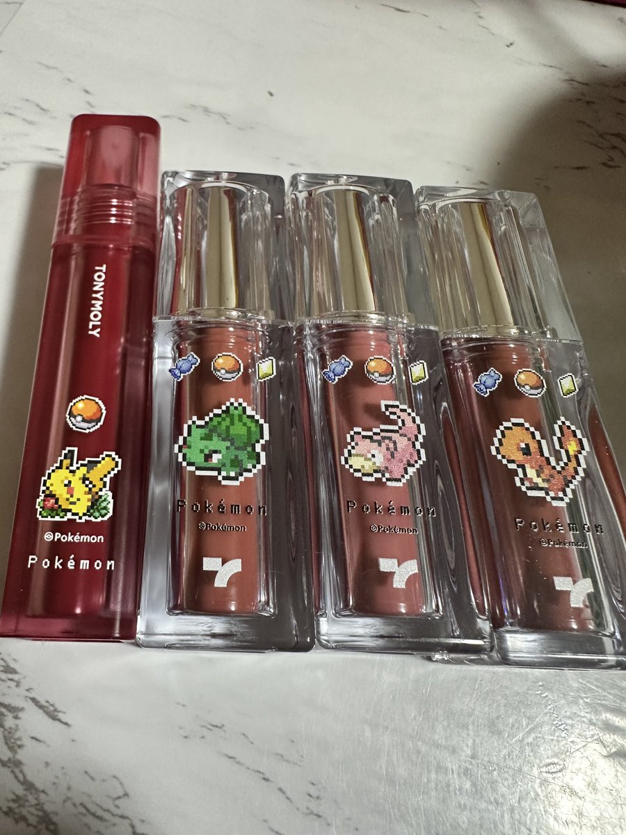 n✩ tweet media