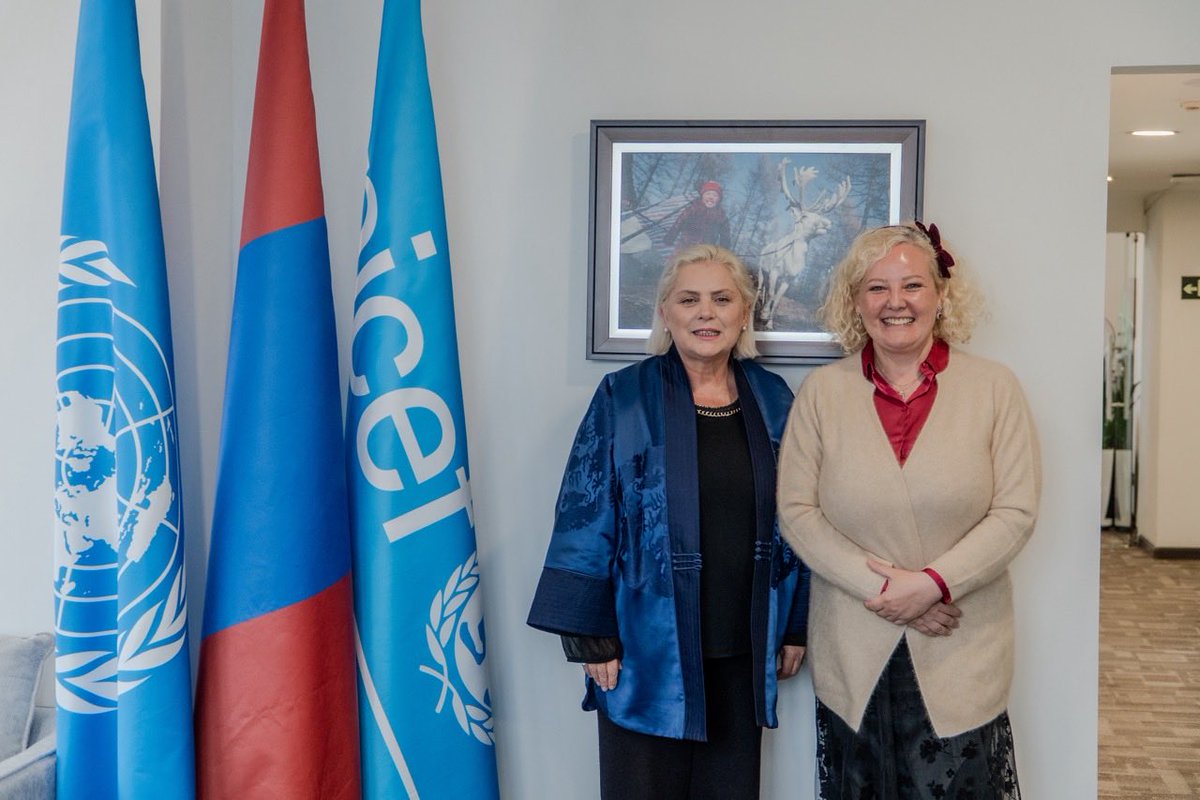 Beate Dastel/ Биате Дастел tweet media