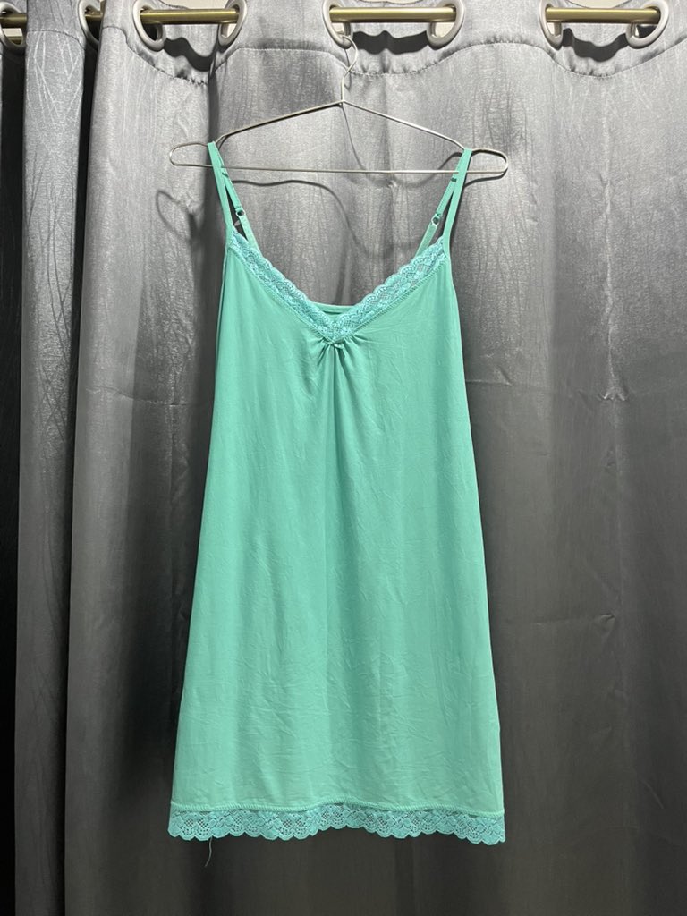 peiiras's tweet photo. 100฿ รวมส่ง อก34-40 ยาว28
#แฟรี่สไตล์ #ส่งต่อเสื้อผ้า #ส่งต่อเสื้อผ้ามือ2 #โล้ะตู้เสื้อผ้า #ส่งต่อเสื้อผ้ามือสอง #เสื้อผ้ามือ2 #โล๊ะตู้ #โล๊ะตู้เสื้อผ้ามือสอง #เสื้อผ้ามือสอง #เสื้อแขนยาว #เสื้อมือสอง https://t.co/R3YqYZ3B23