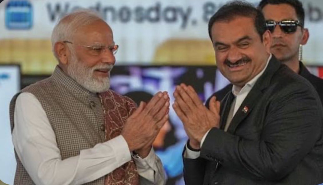 Adani Coal Transfer Story 🤐

Rajasthan govt. gave coal transport contract to Adani Group for moving coal from Chhattisgarh to Rajasthan to generate electricity.

Then came the shock :

• ₹1,400 Cr. charged as “transfer fees” from govt. • Judge ‘Dinesh Gupta’ flagged the deal