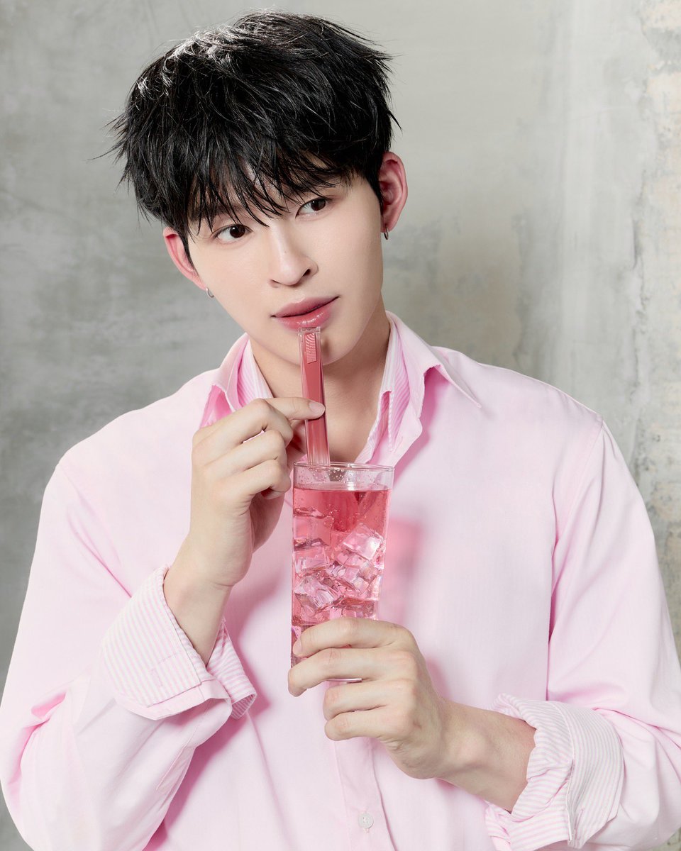 L'Officiel Thailand tweet media