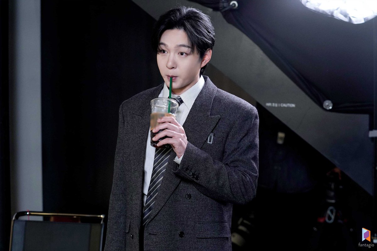 LEECHANGSUB OFFICIAL tweet media