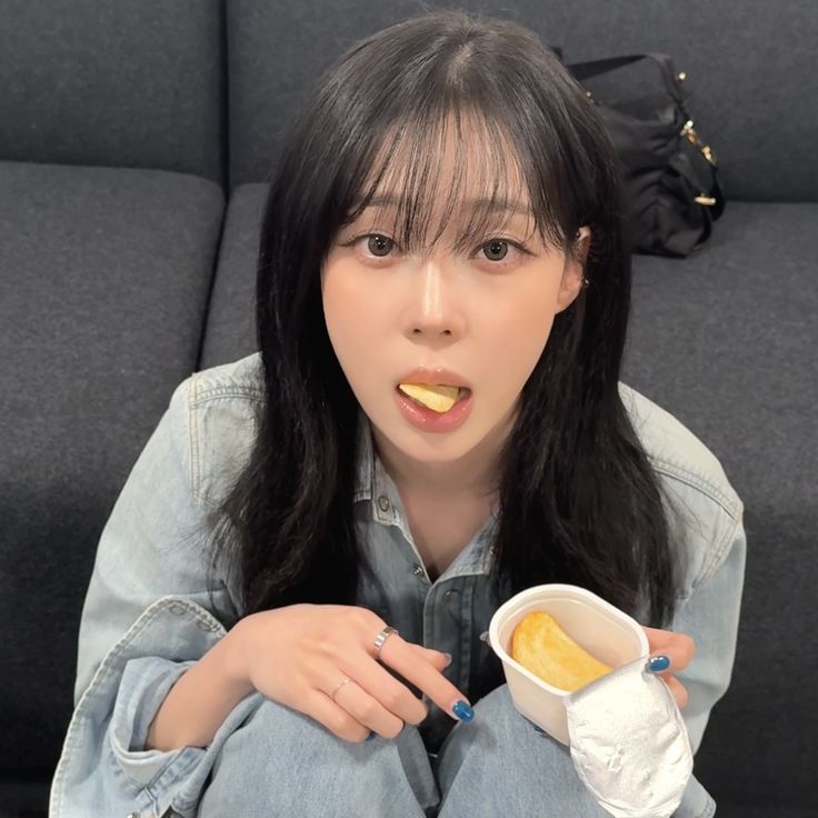 miciela. tweet media