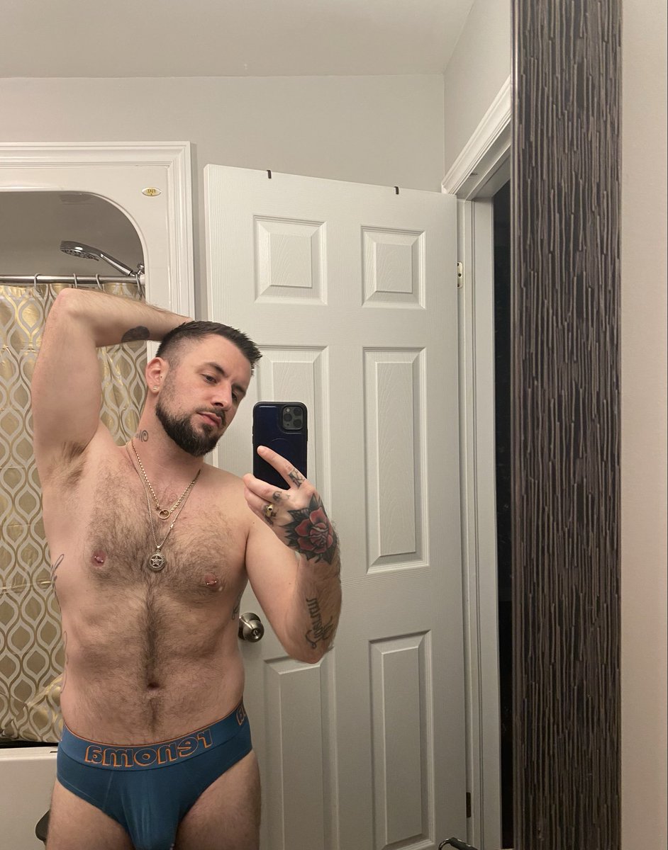 JustMStephen's tweet photo. 😇😇 #bi #gay #hairy #domination https://t.co/wb9HW6mkOw