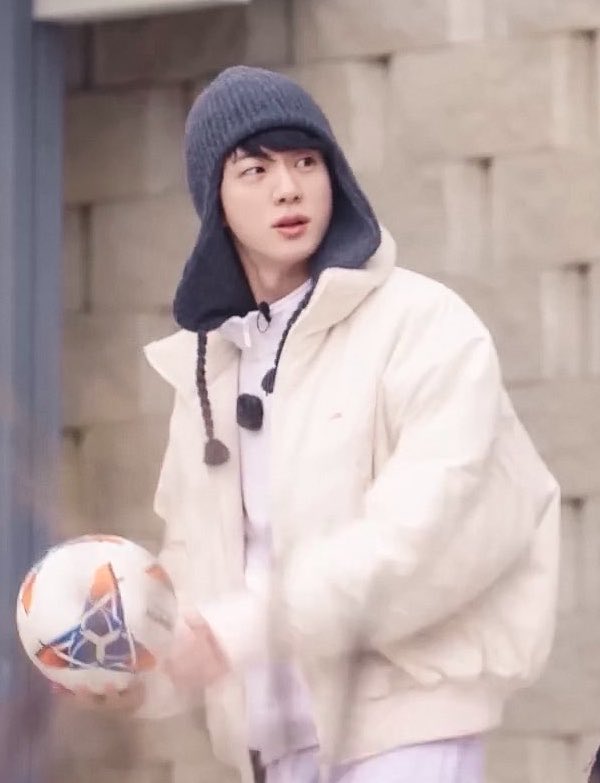 𝑴𝒂𝒚 진♡ tweet media