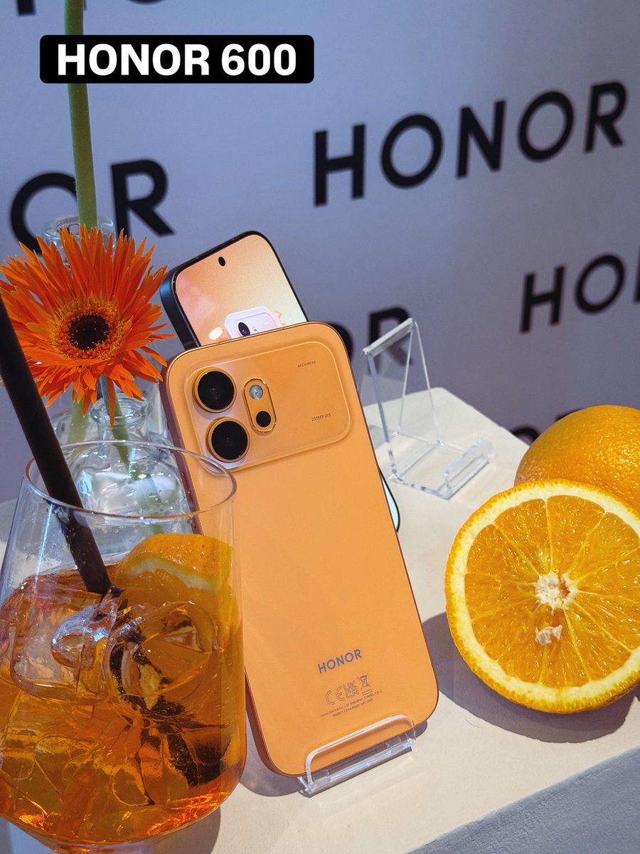 mobile_si's tweet photo. HONOR je predstavil novo serijo 600 #HONOR #HONOR600. Izstopa HONOR 600 v oranžni barvi, a vseeno ima PRO tistih nekaj bombončkov več. https://t.co/wOSK92IOuX