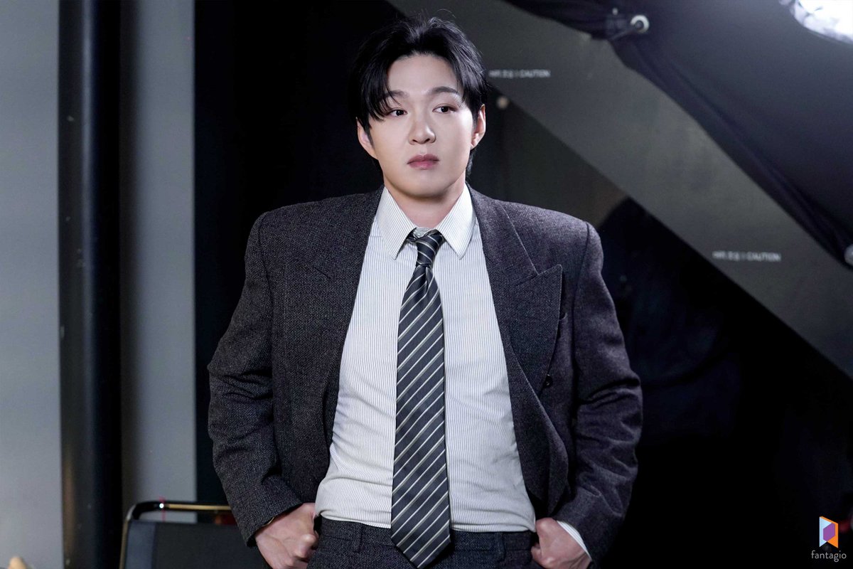 LEECHANGSUB OFFICIAL tweet media