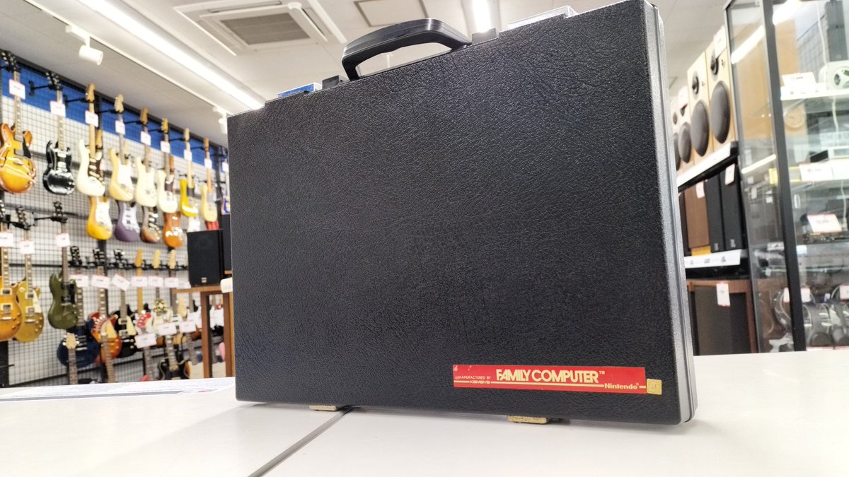 ファミコンカセット用アタッシュケース ファミコン カセット＆本体用 アタッシュケース 収納ケース カバン