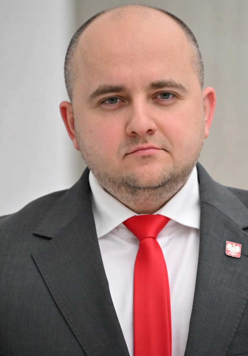 <a href="/InstytutPrawdy/">Instytut Prawdy</a> Sprawa Mateckiego to klasyczny przykład tego, jak za rządów PiS partyjni kolesie dostawali ciepłe posadki za nicnierobienie, a pieniądze podatników szły na utrzymanie partyjnych leni zamiast na prawdziwą pracę. 
Typowa pisowska " gospodarka".
#InstytutPrawdy
#SnaW