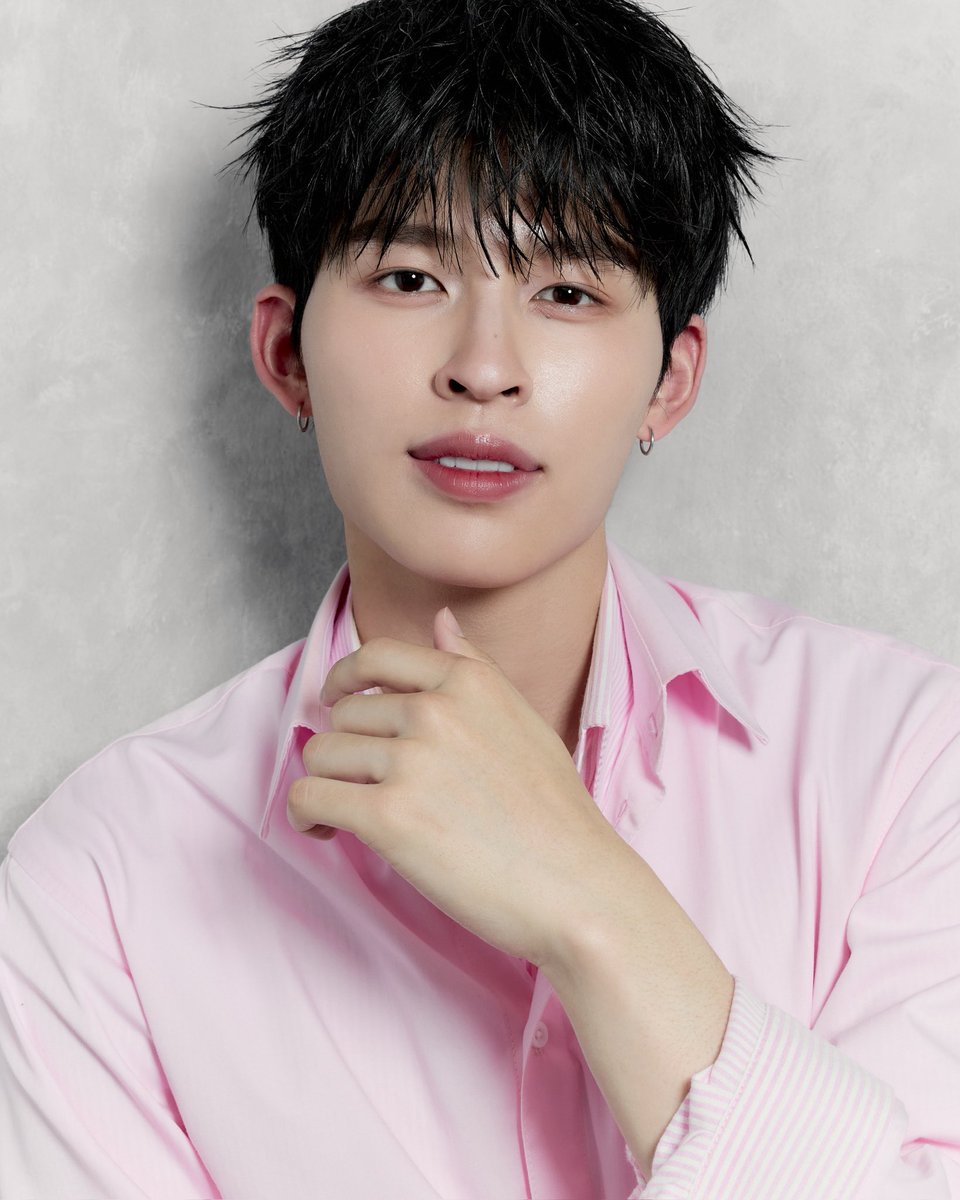 ELLE MEN Thailand tweet media