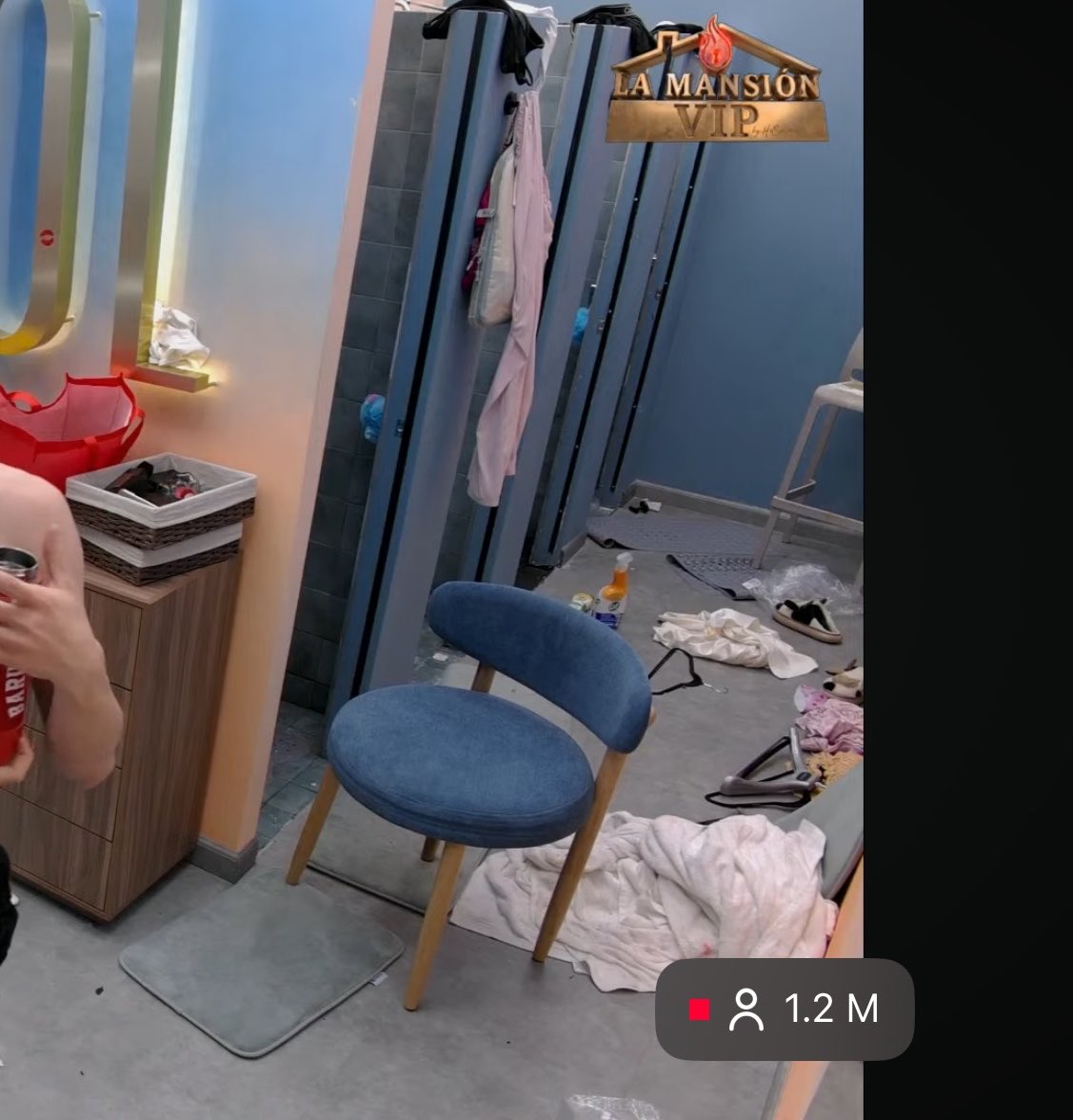 aysamaraaa's tweet photo. Con razón esa casa huele a qlo 🥴

#lamansiónvip 
#LaMansionVip https://t.co/CgaKH9tJ6C