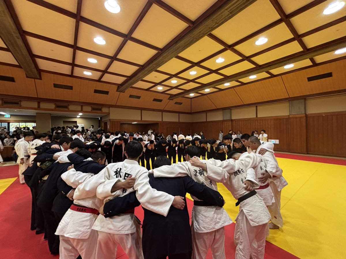【柔道部】
先日行われた、関東大会県予選にて本校柔道部が関東大会出場を決めました！！
柔道の関東大会は埼玉県で行われます🥋
みなさん、応援よろしくお願いします💪🏻