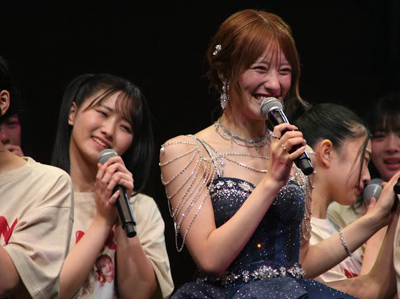 karin_sa57's tweet photo. 私事ですが本日3〇回目の誕生日でございます🎂

これからも花梨ちゃん＆美桜ちゃん推しとしてゆるーく生きていきます🍀*゜

花梨ちゃん卒コンの時の我が撮った、我得ないい写真📸 https://t.co/SUbHvrlsPY