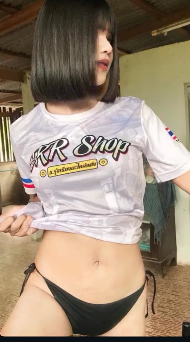 🤤 tweet media