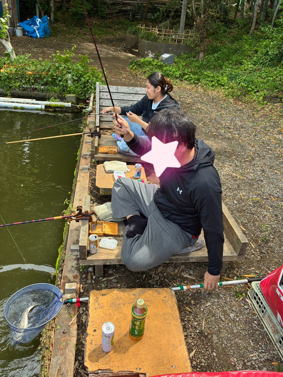 eritun1001's tweet photo. GWは実家へ！
パパと釣りに行ってきた🎣
久しぶりすぎたけど、6匹釣れて、旦那は初めてで9匹😊👏
近くまた行きたいなぁ🤍 https://t.co/ADO83WQdTH