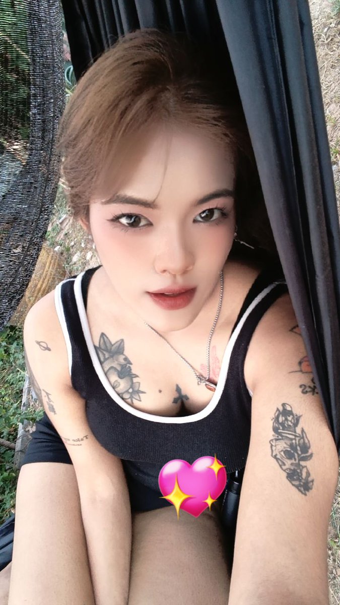 ßçŗñ🌼 tweet media