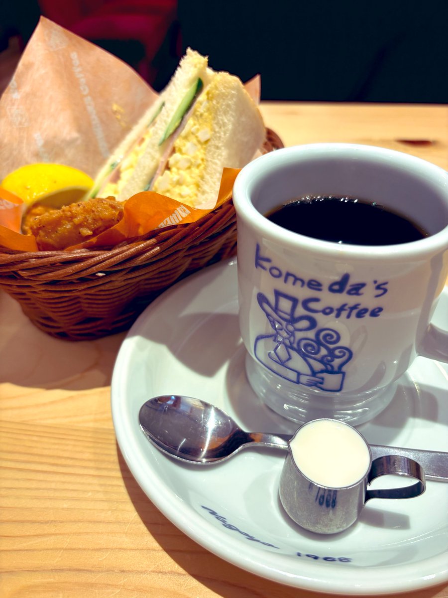 ミナ tweet media