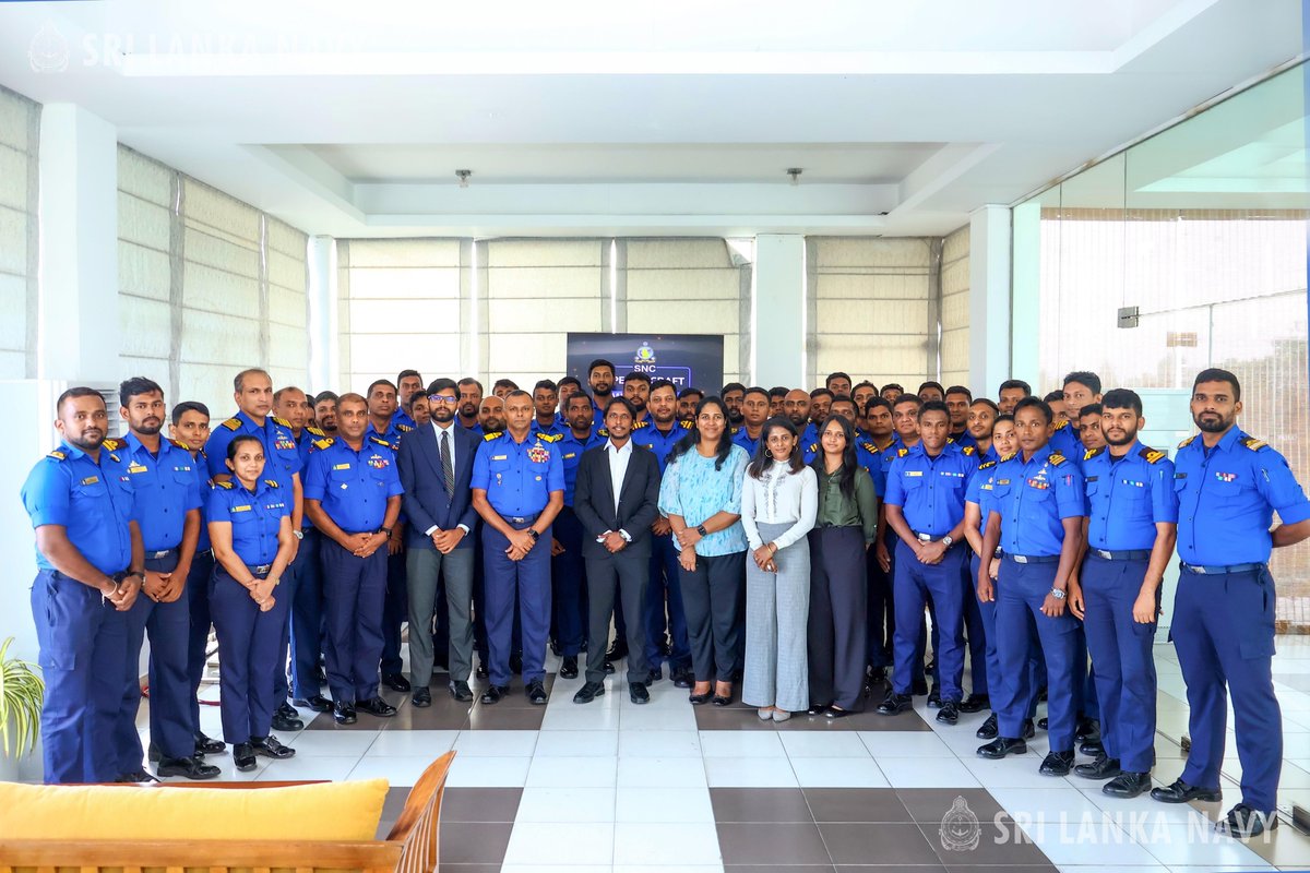 srilanka_navy's tweet photo. Naval officers honed the art of voice mastery at a Speech Craft Club workshop held at the Southern Naval Command, with public speaking facilitators leading the session.
@srilanka_navy  #CommunicationExcellence

Read more : https://t.co/12OWg4ltjG https://t.co/TpmQTWHhfV