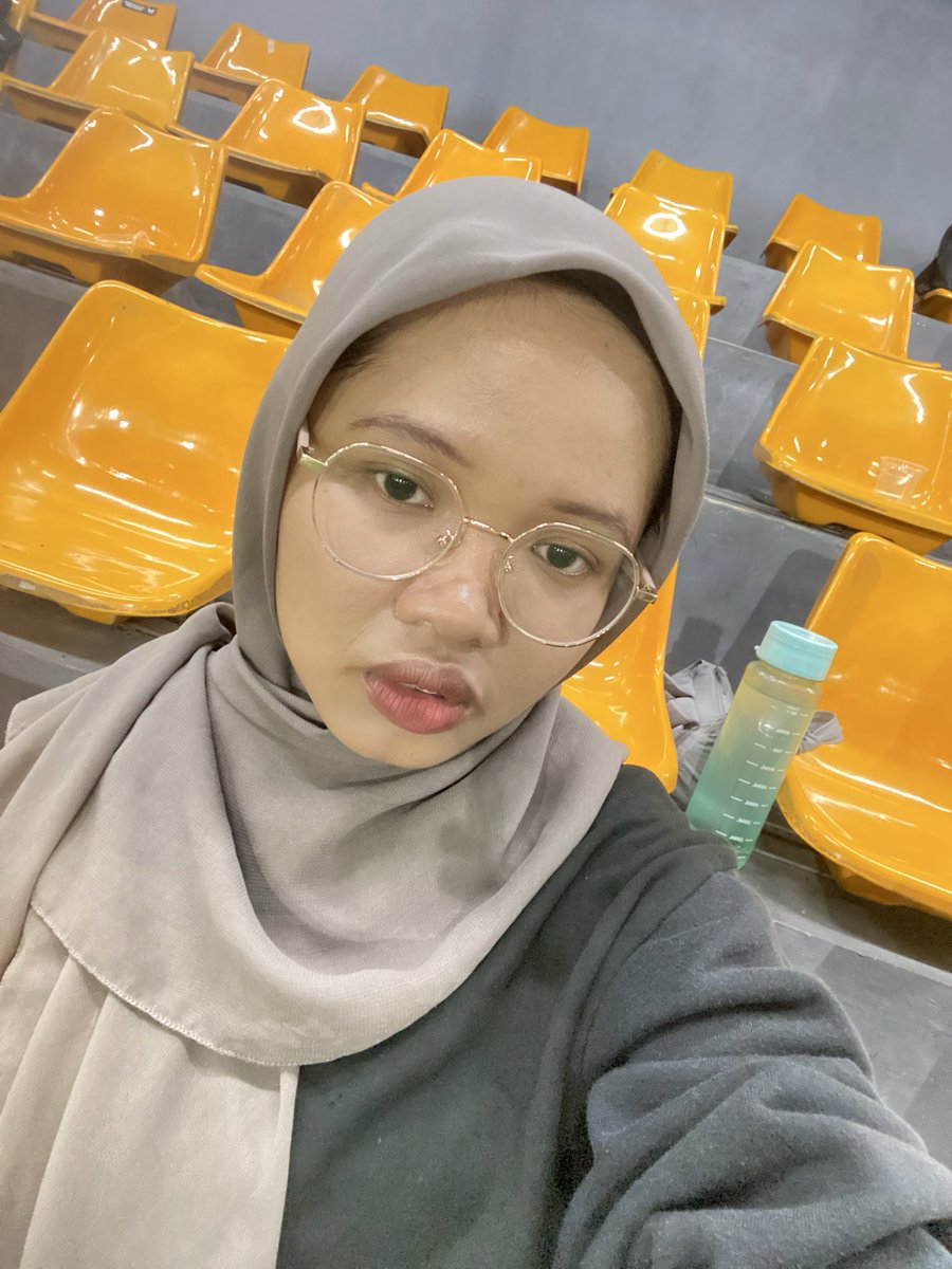msyrhabs's tweet photo. First buka kamera kepncet https://t.co/lQLg8I1HbC