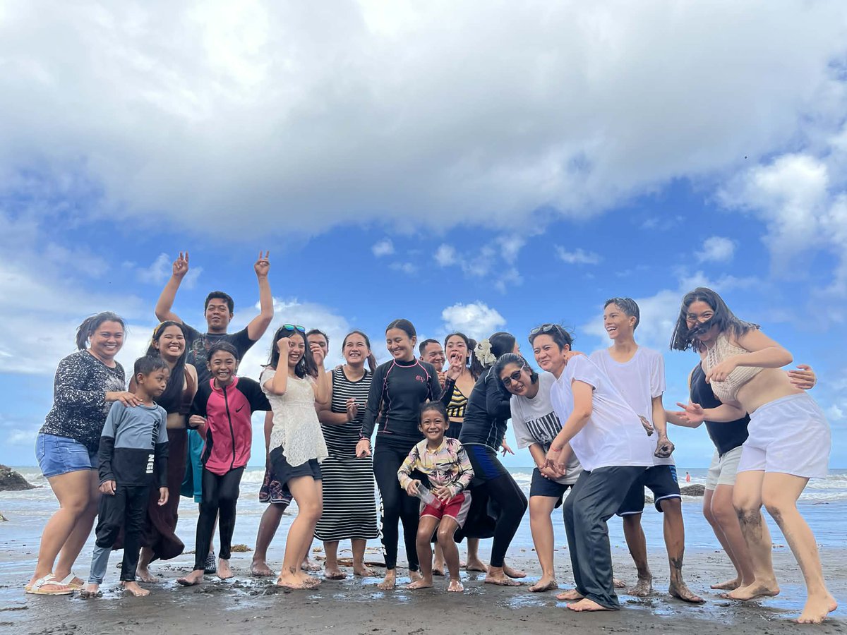 EuthAnn69's tweet photo. I have not been with them for more than a decade, pero nung bumalik ako parang hindi ako nawala. Same feeling every time I'm with her family and relatives but now mag partner na tayo mas naging masaya. https://t.co/fTkd2ezabY