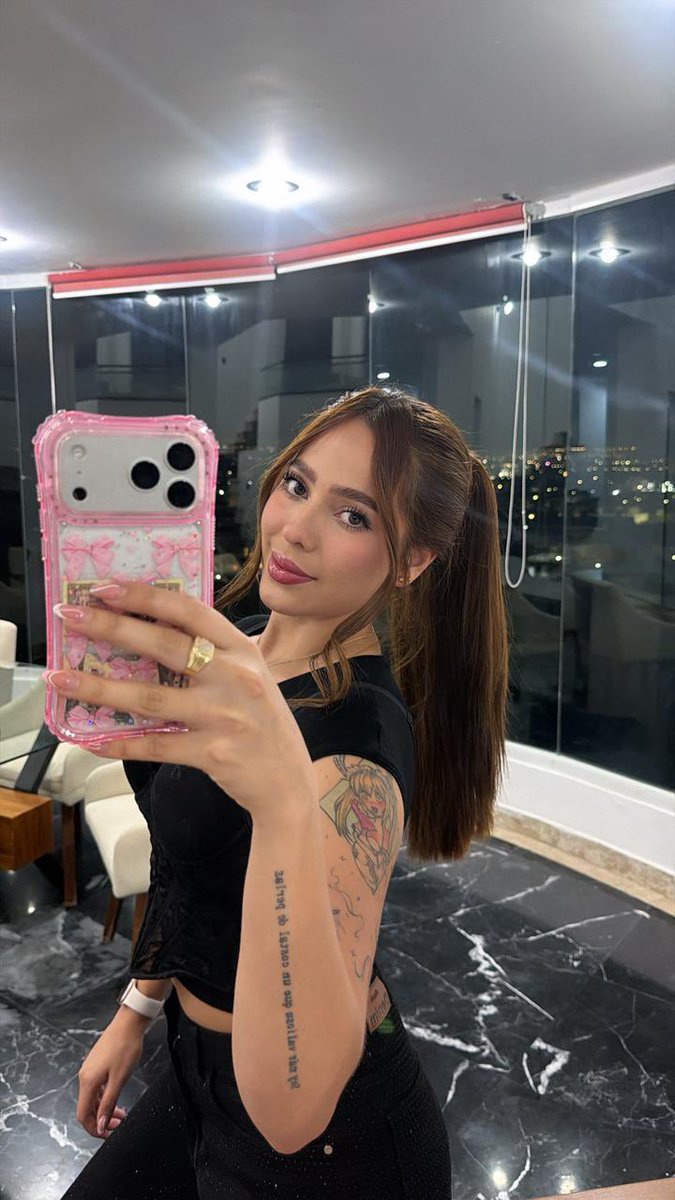 Stephanie toro tweet media