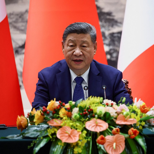 MoazzamDar's tweet photo. The perceptions of relative🇺🇸decline and🇨🇳ascent are not because🇨🇳is dominating, but because the🇺🇸appears overstretched while🇨🇳conserves power, studies the conflict, and positions itself as a more stable alternative. | @ishaantharoor writes via @NewYorker
https://t.co/dQjrSOpxrw https://t.co/CTtCvUlK7n