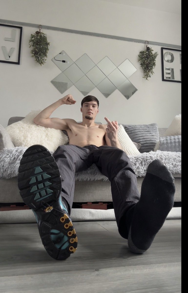 The Best Sock Masters 47k tweet media
