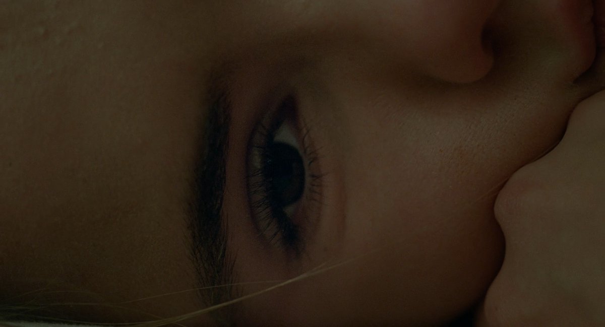 filmfr4me's tweet photo. Sentimental Value (2025)
director: Joachim Trier https://t.co/J571aZIIAf