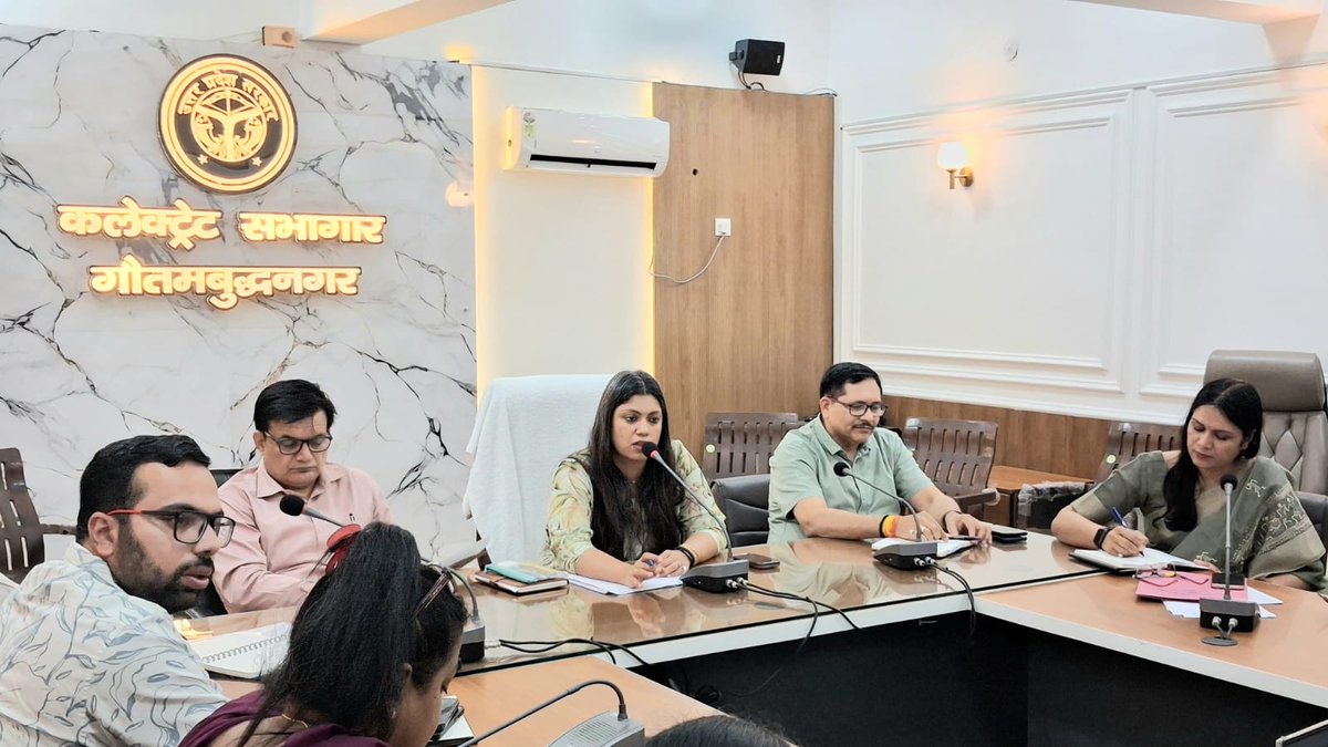 Medha Roopam tweet media