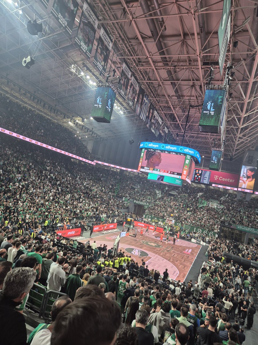 pantoprasinos☘️💚 tweet media
