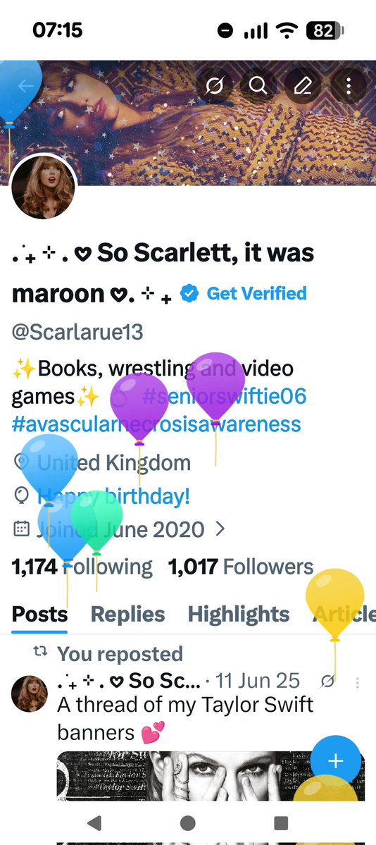 . ݁₊ ⊹ . 𖹭 So Scarlett, it was maroon 𖹭. ⊹ ₊ tweet media