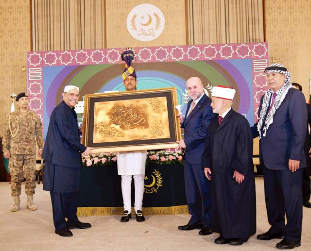 The_Nation's tweet photo. President Zardari calls for unity, rejecting extremism, true depiction of Islam at Paigham-e-Islam Conference
https://t.co/fUu4Oorc01
@AAliZardari #calls #rejecting #depiction https://t.co/90414tijaK