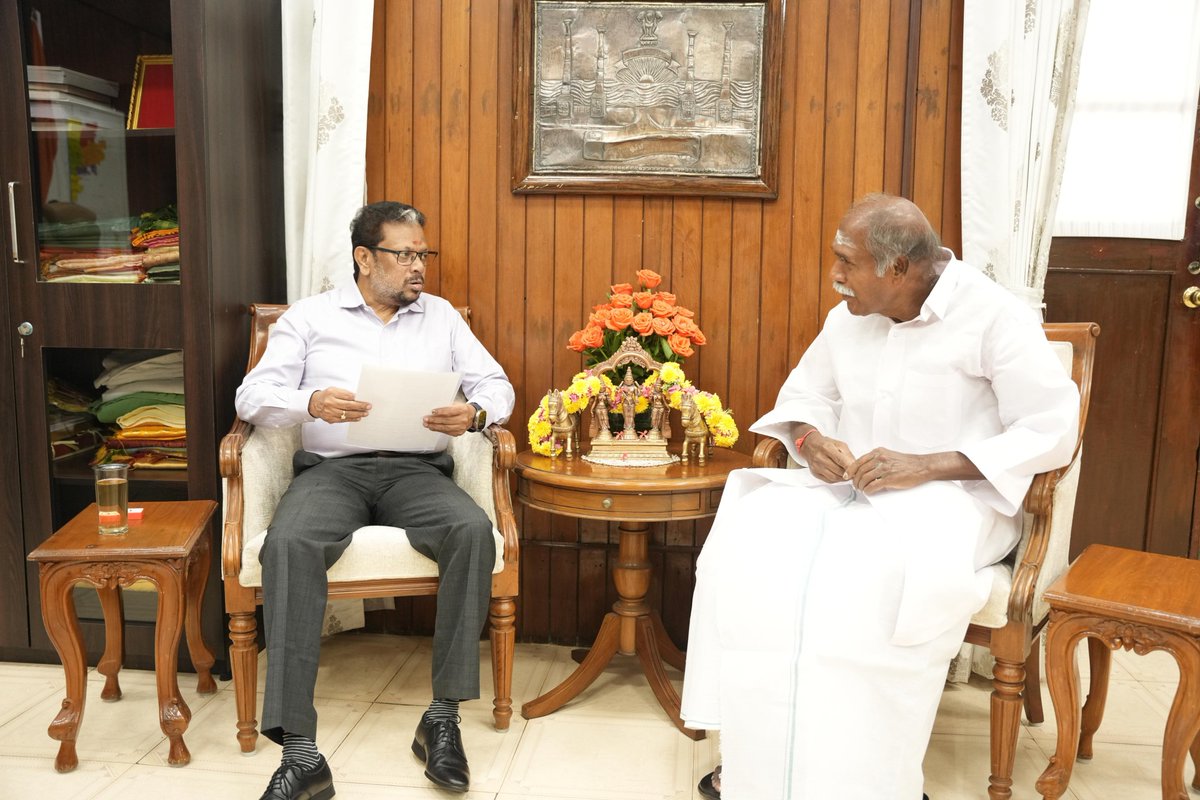 ANI's tweet photo. All India N.R. Congress (AINRC) leader, N. Rangasamy, submits his resignation from the post of Puducherry CM  to Lt. Governor K. Kailashnathan

(Source: Lok Bhavan) https://t.co/JEvjb8re16