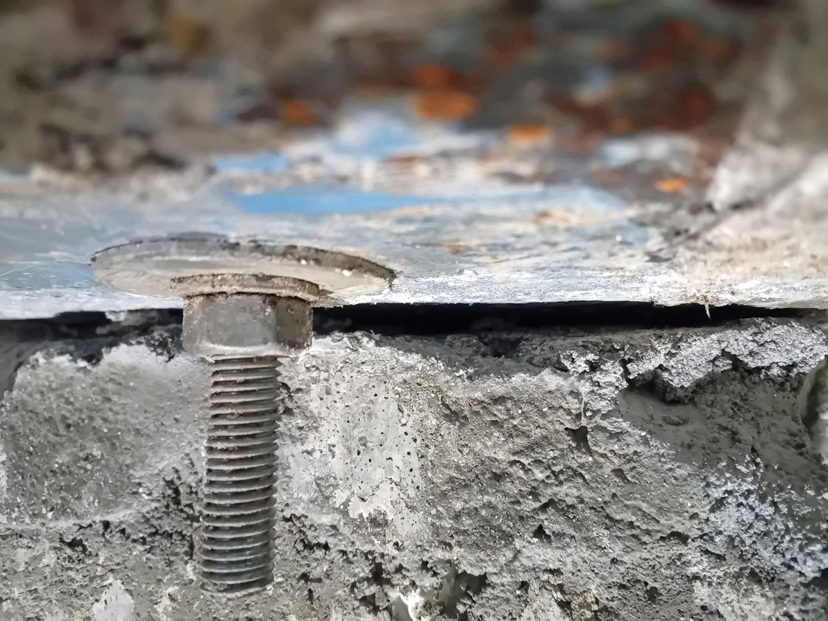_Betazul_'s tweet photo. Esta semana hemos realizado el retacado de unos pilares cuyo contacto con el forjado superior no había sido rellenado. 
Aquí puedes ver otras obras nuestras:  https://t.co/V2goFhtRTL

#estructuras #reparación #refuerzo #rehabilitación https://t.co/JPkVmYNOTT