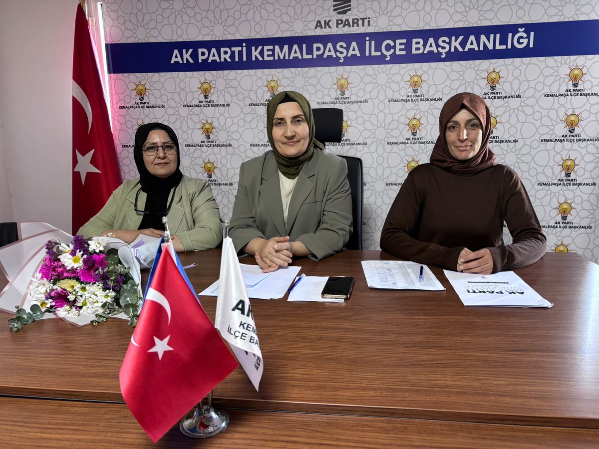 Ziraatci_35's tweet photo. İlçe Koordinatörümüz Fatma Yıldız'ın katılımıyla haftalık olağan Yönetim Kurulu toplantımızı gerçekleştirdik.
Hayırlara vesile olsun.
@Akkadinizmir @akadinkemalpasa https://t.co/4319kVqFRj