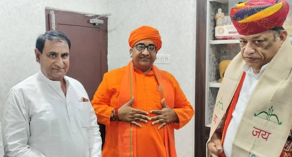 ShailenderVer16's tweet photo. राजस्थान सरकार में पशुपालन, गोपालन, डेयरी उद्योग एवं देवस्थान विभाग मंत्री श्री जोराराम कुमावत जी को जन्मदिवस की हार्दिक शुभकामनाएं।

ईश्वर आपको स्वस्थ, सुखी एवं सुदीर्घ जीवन प्रदान करें।

@JoraramKumawat https://t.co/hxjRX5dwi6