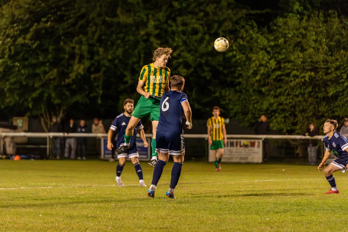 HTFCDevelopment's tweet photo. The final half hour saw both sides posing minor threats to one another with no meaningful outcome. Town's final chance came in the 90th minute when they won back possession high up the pitch, and Wilde fired in a cross, but Will Ascough's header from 12 yards out was saved by https://t.co/aCLJQODQg7