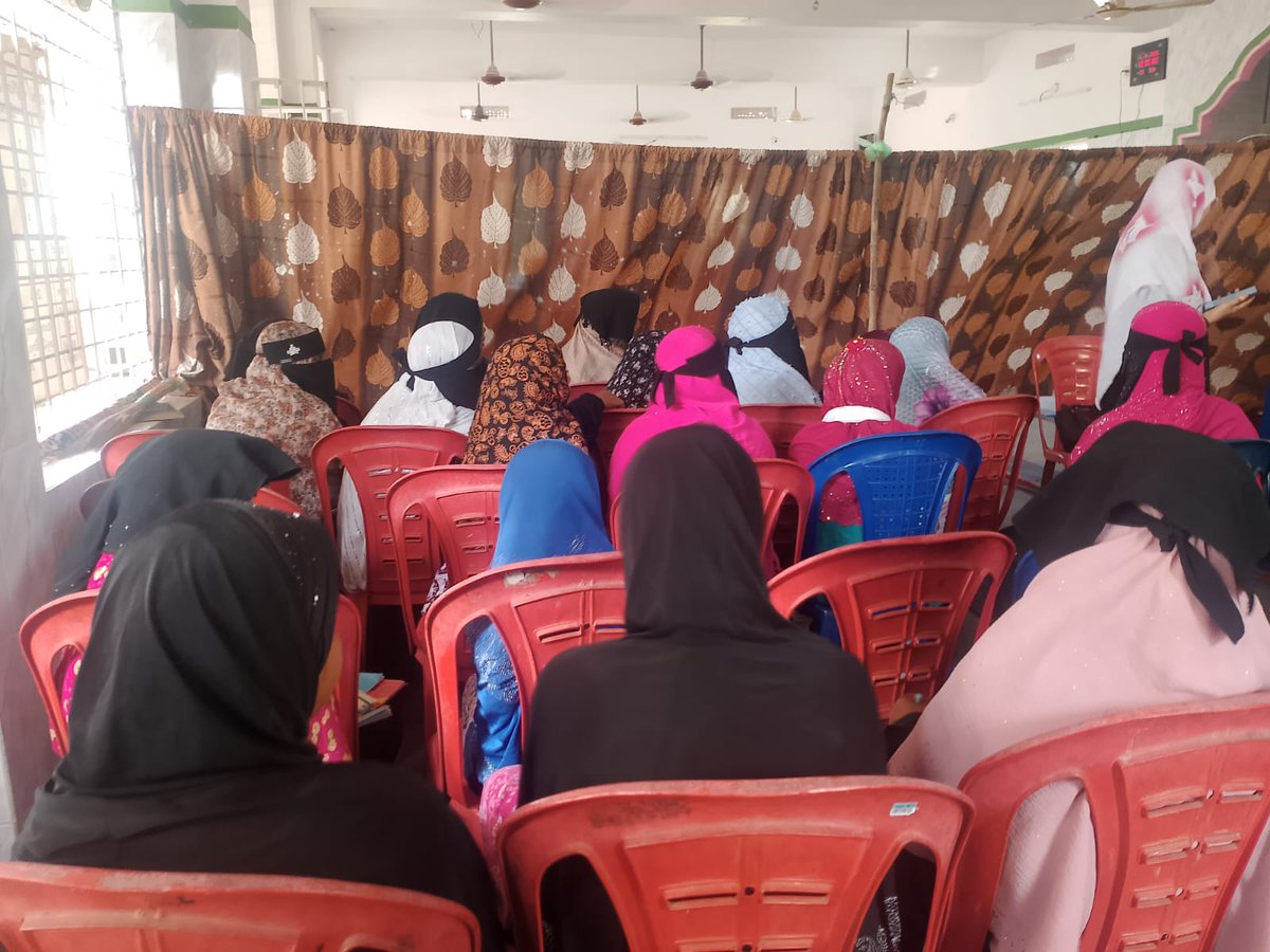 GIO_Andhra's tweet photo. Alhamdulillah,  GIO-AP visit was conducted on Sunday, May 3, at Kothapalli during the Summer Islamic Classes organized by JIH Kotthapally, Mirzapuram, Hanuman Junction . Around 30-40 girls from the Kothapalli, Mirzapuram, and Hanuman Junction circles participated . #gioap #summer https://t.co/1Ar8wJHVsr