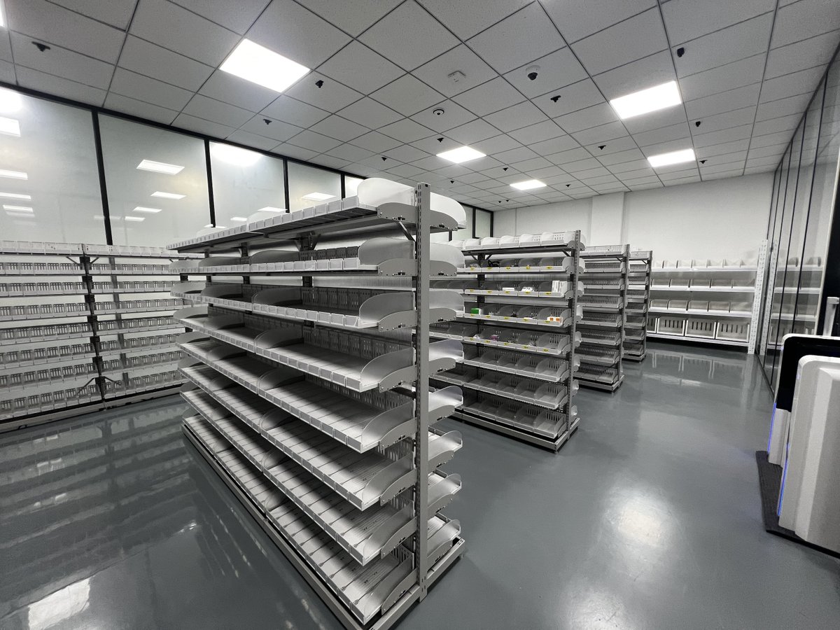 CloudpickTech's tweet photo. AI-powered unmanned spare parts warehousing ⚙️🤖 Cloudpick helps auto OEMs track every part, cut labor, and keep production running 24/7 with real-time inventory. #Cloudpick #AI #SmartWarehouse #Automotive https://t.co/KTj3rM3avB