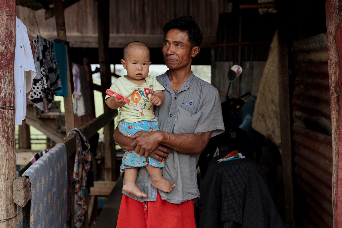 UNinMyanmar's tweet photo. “We don’t just want aid. We want a way forward” - this was the message @UN Resident Coordinator &amp; Humanitarian Coordinator a.i. Gwyn Lewis heard during her visit to Shan State, from communities trying to rebuild lives after years of loss &amp; uncertainty.
🔗https://t.co/XumsakOsU9 https://t.co/eMocTX8oXu