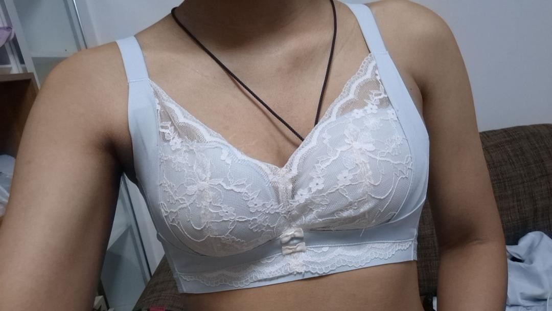 outolfs's tweet photo. เสื้อในใหม่ ตัวไหนสวย ดำรึฟ้า ? 🤨
#ยืมเมจForลั่น #imgforเงี่ยน https://t.co/bwWk3ejpS7