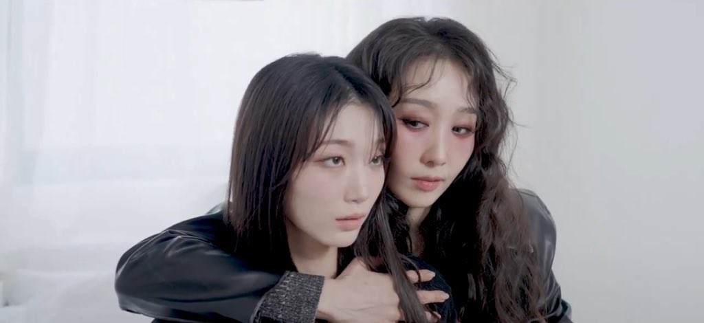 glgr1525's tweet photo. 려후란 무엇인가................ https://t.co/5sfP4ttQko