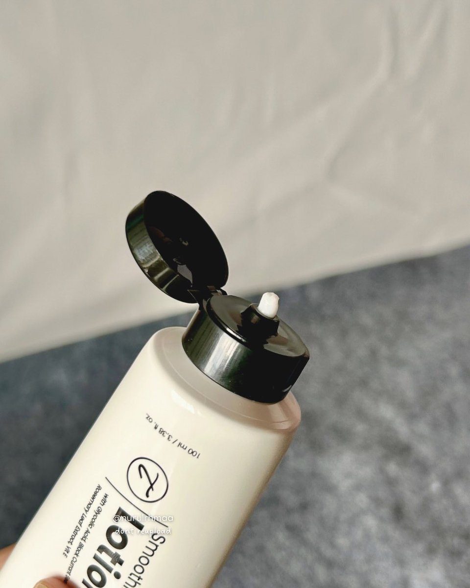 CAPE BANGET TRIAL ERROR‼️😭

akhirnya nemu body lotion yg teksturnya nyaman tapi tetep ada kandungan AHA buat bantu kulit kusam &amp; belang keliatan lebih mendingan pelan-pelan 🫶🏻
