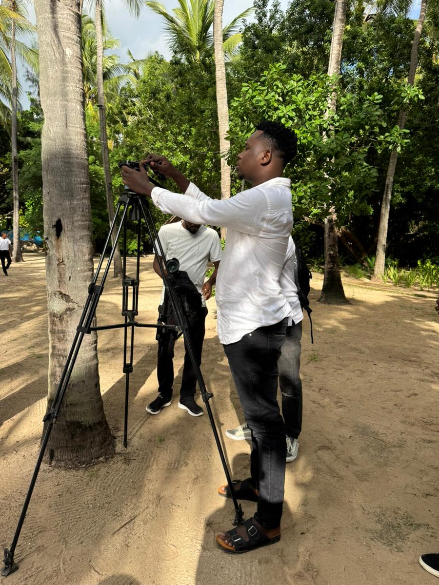 blueradioKe's tweet photo. We are officially underway at the Annual Environmental Media Dialogue in Kuruwitu as participants arrive for a day focused on ocean conservation, community voices, and responsible environmental storytelling.

@Sote_Hub @VipingoRidge @Oceansalive_Ke @KilifiCountyGov https://t.co/tZAzjrmYJU