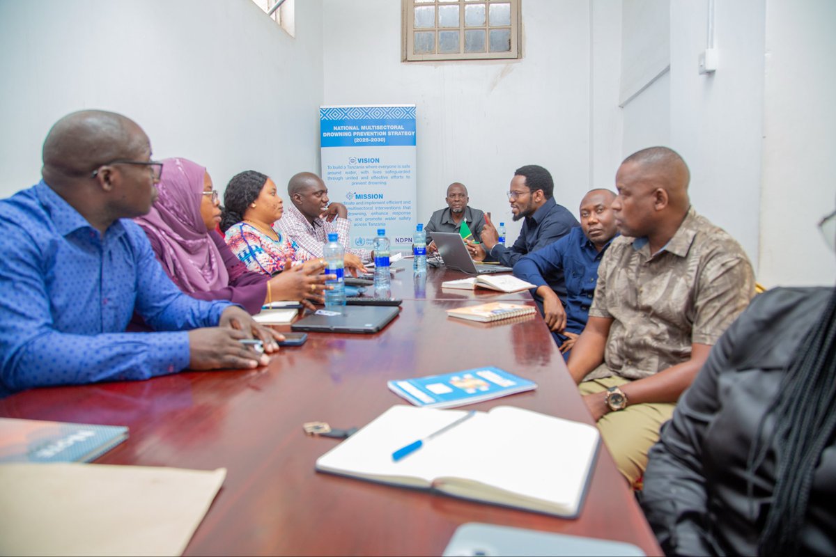 WHO_Tanzania's tweet photo. @WHO joined key stakeholders at the PMO, including EMEDO, for a high-level advocacy &amp; sensitization meeting championing drowning prevention efforts in the Lake Zone.

Presenting the Draft Drowning Prevention Strategy 2025–2030 with strong commitment WHO to fast-track endorsement. https://t.co/vZULXB0PLi